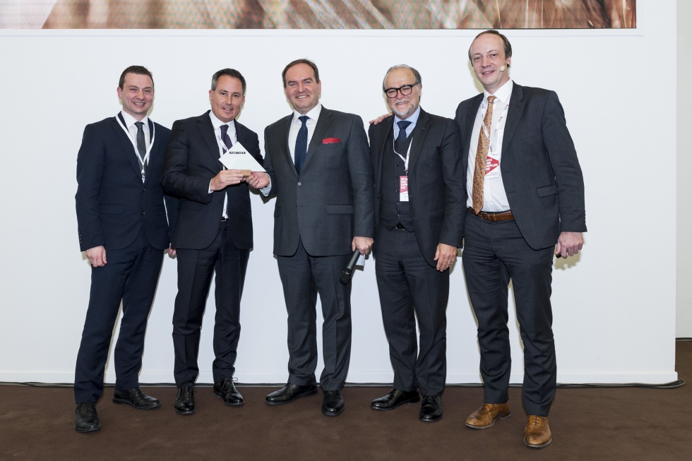 El presidente de Trelleborg Wheel Systems, Paolo Pompei, acudi a recoger el premio