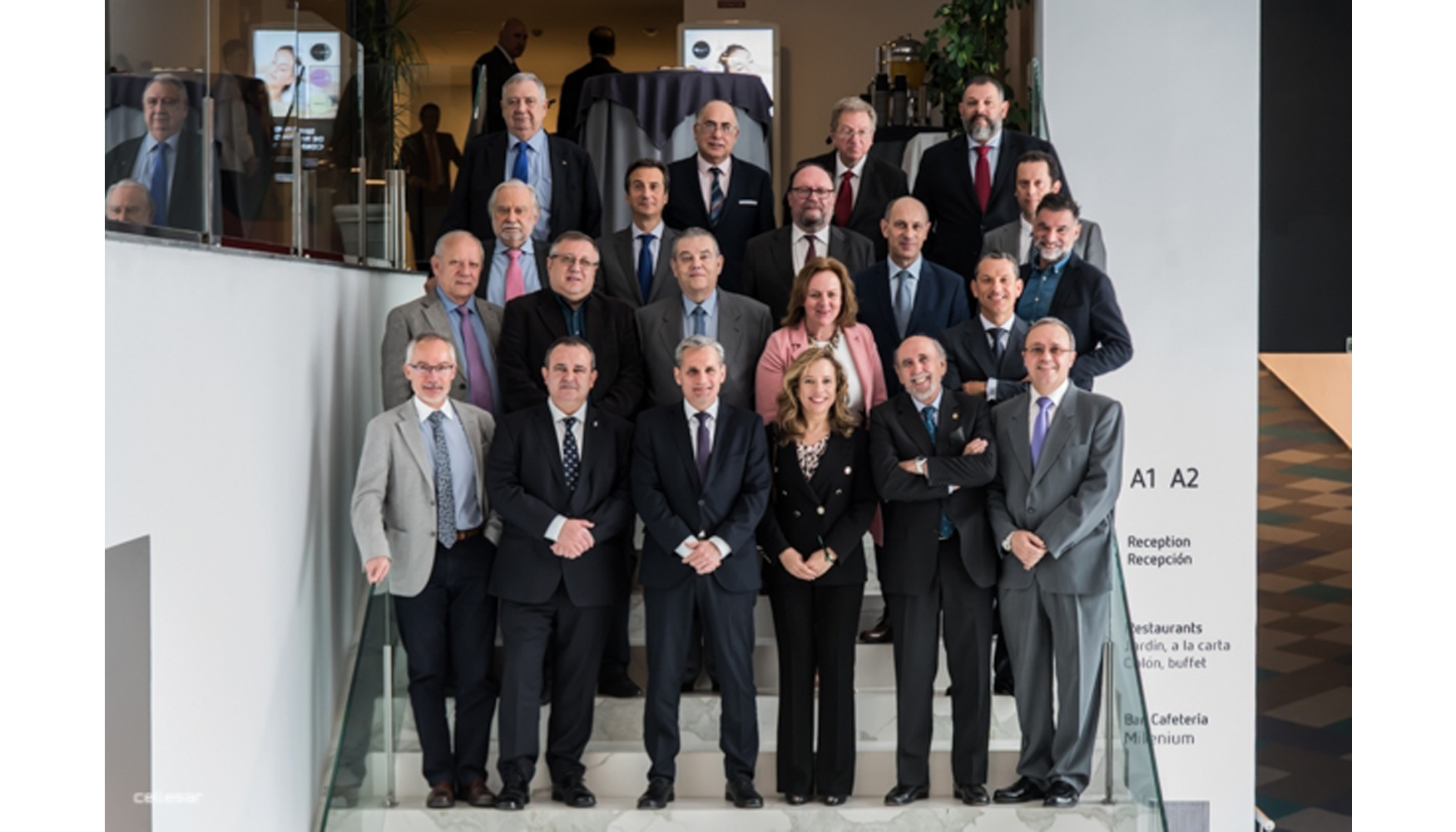 Asistentes a la XVI Reunin Anual del Consejo Superior de Colegios de Ingenieros de Minas de Espaa con los directores generales de Industria...