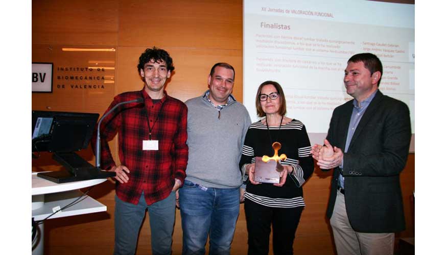 El equipo mdico de Unin de Mutuas ha recogido el premio de manos del director gerente del IBV, Javier Snchez