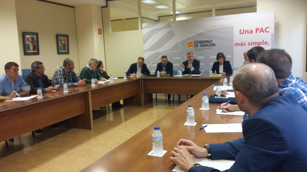 Reunin del consejero con los representantes de las organizacioines agrarias aragonesas