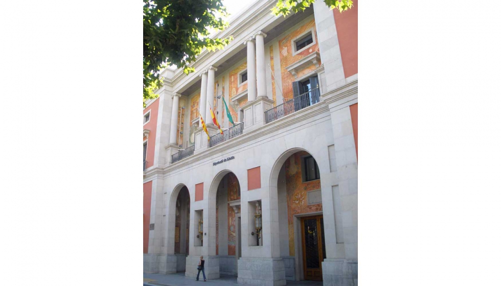 Fachada del Palacio de la Diputacin de Lleida