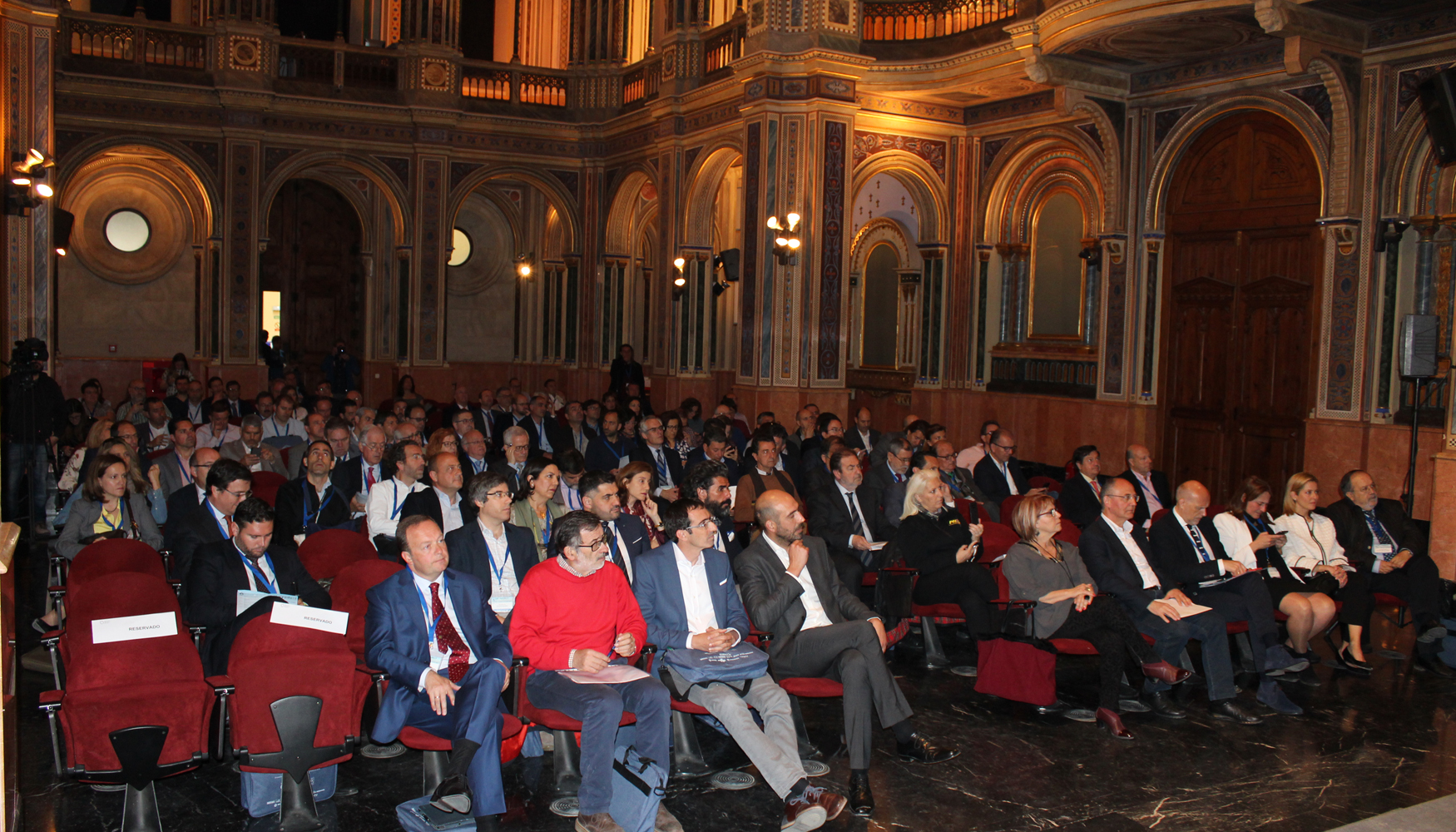 Asistentes a la vigesimocuarta edicin del Symposium Nacional de Vas y Obras de la Administracin Local, Vyodeal