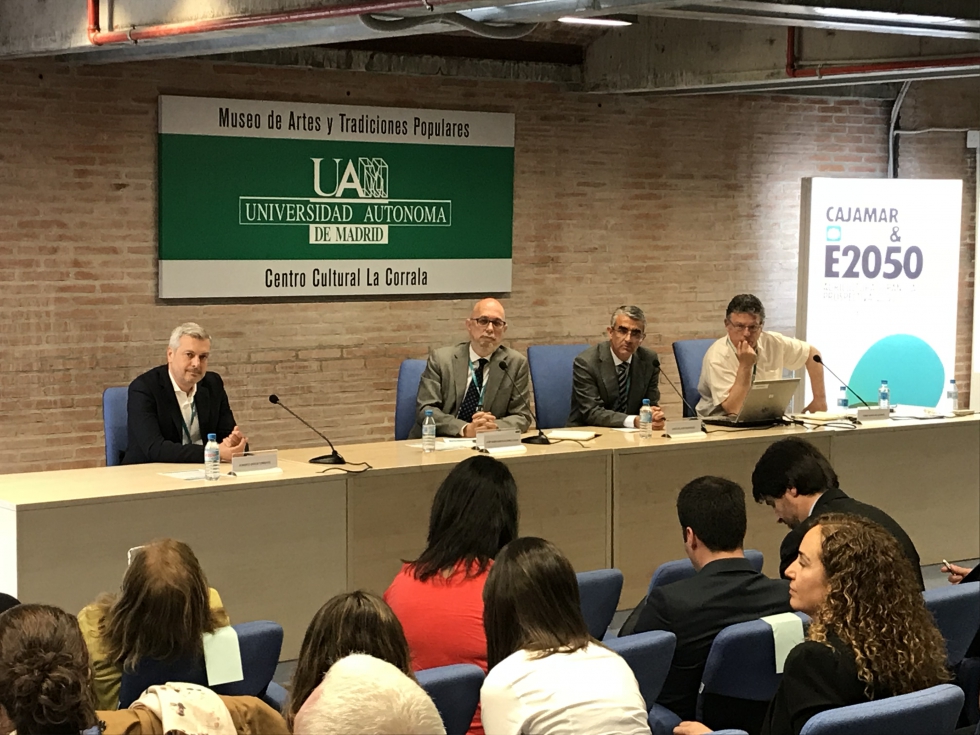 David del Pino, el moderador Jos Mara Garca (Universidad Politcnica de Valencia), Roberto Garca y Toms Garca...