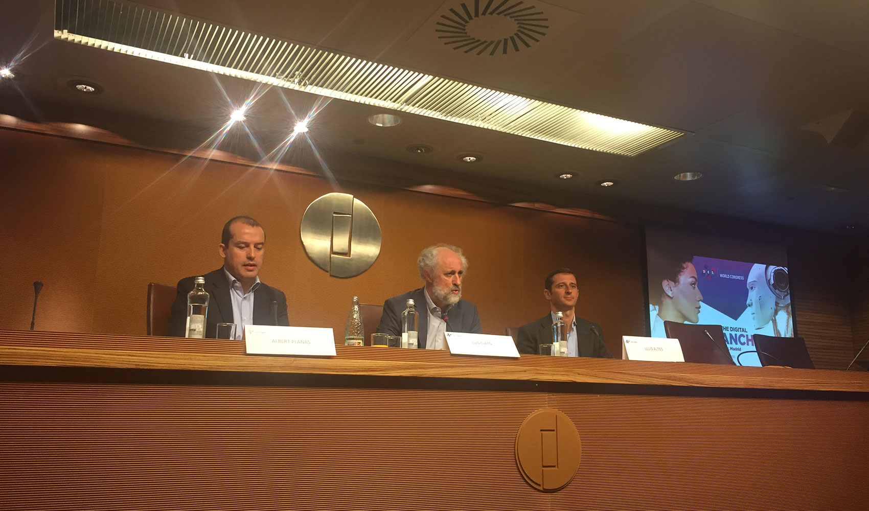 Albert Planas, CEO de Nebext; Luis Cueto, coordinador general de la Alcalda de Madrid; y Lluis Alts, Managing Director de DES2018...