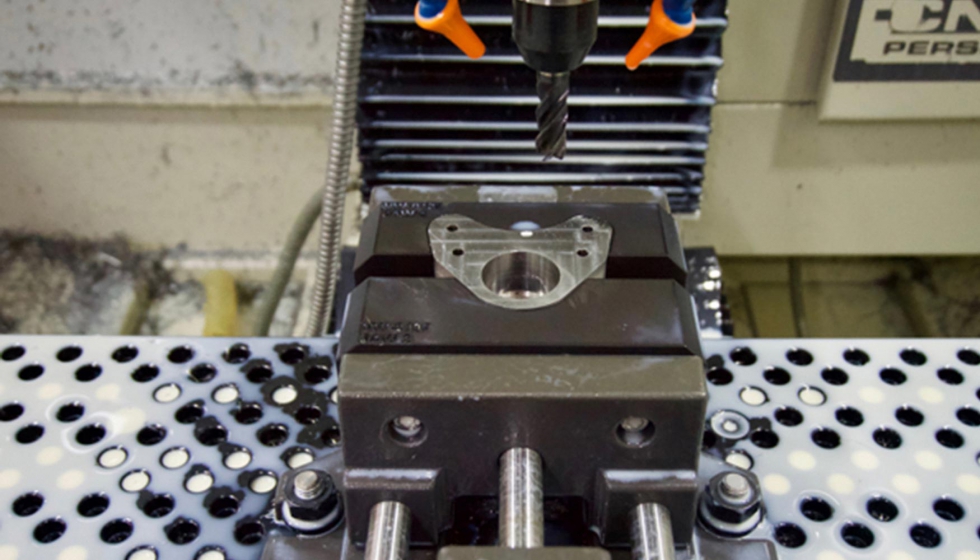 Metal X tiene como objetivo producir piezas a un precio significativamente ms bajo que las piezas producidas por mecanizado CNC...