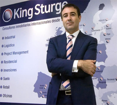 La sede de King Sturge en la capital hispalense estar� a bajo la direcci�n de Marcos A. Dorado