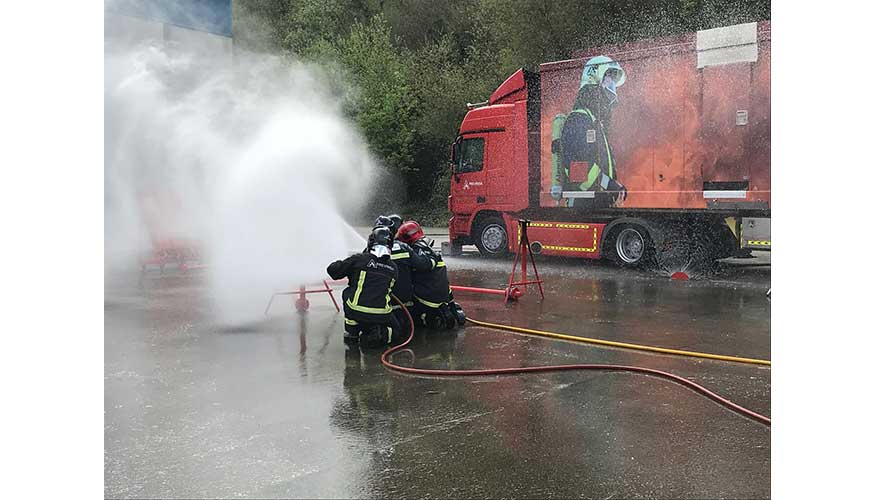 La BUL se complementa con un equipo humano formado por bomberos profesionales