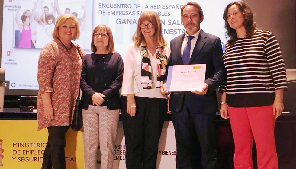 Unin de Mutuas recibi el premio junto con Cristina Moreno, directora general del Instituto Valenciano de la Seguridad y la Salud en el Trabajo...