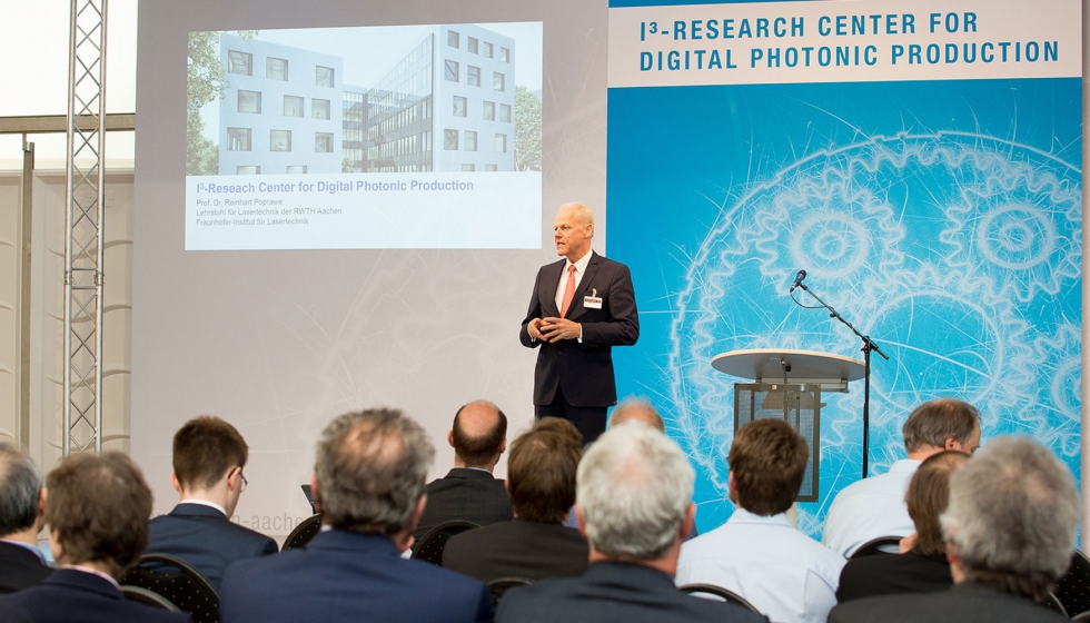 Reinhart Poprawe, catedrtico de Tecnologa Lser LLT en la Universidad RWTH de Aquisgrn y director del Fraunhofer ILT...