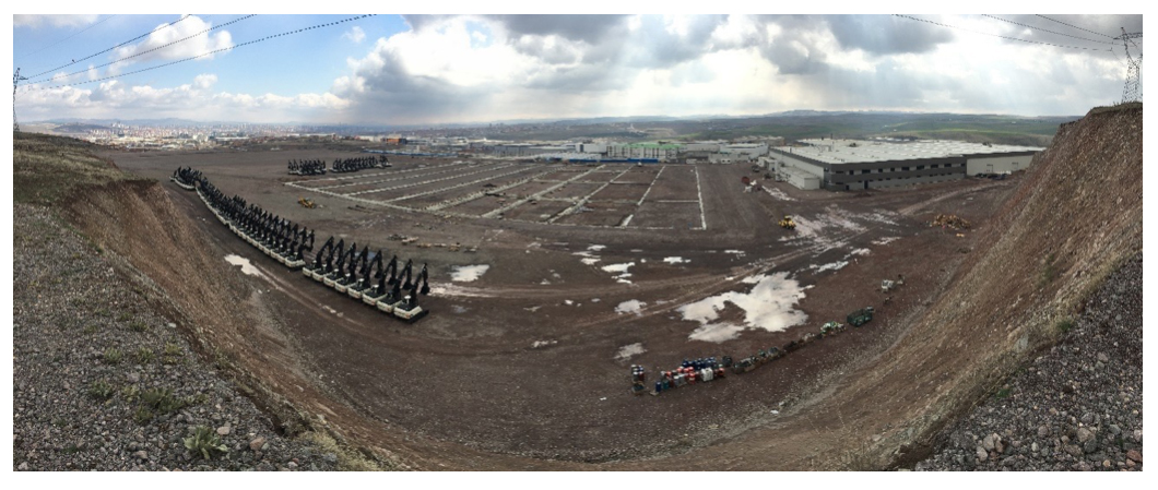 Vista de las nuevas instalaciones de Hidromek. A la derecha, la nueva fbrica de componentes (ya operativa) de 26.000 m2...