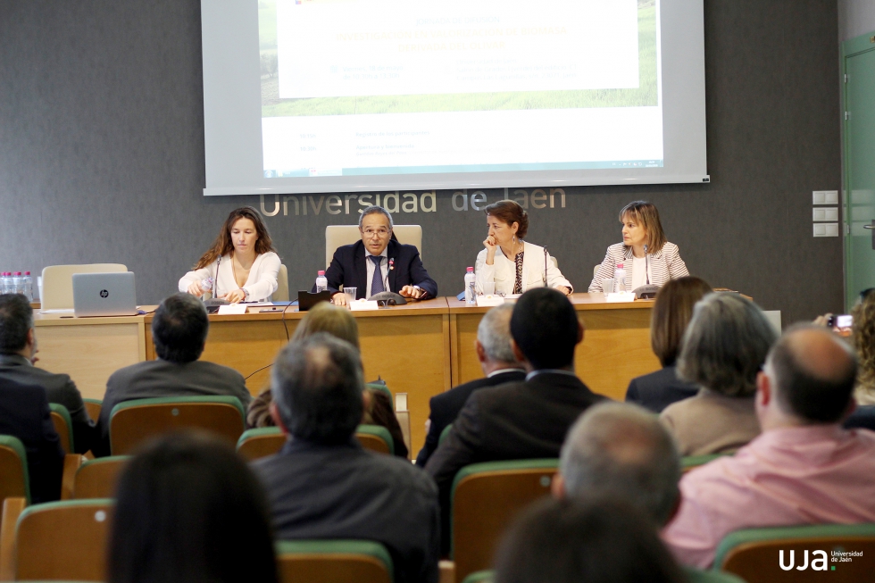 En la jornada participaron 53 personas procedentes del mbito acadmico y de la investigacin...