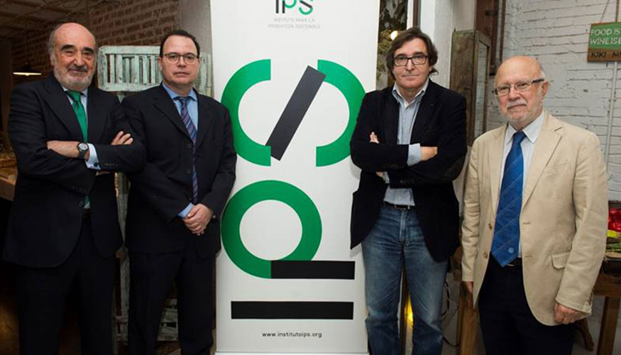 Jos Cabrera, presidente de IPS, Salvador Capuz, catedrtico de Proyectos de Ingeniera de la Universidad Politcnica de Valencia, Arturo Larena...