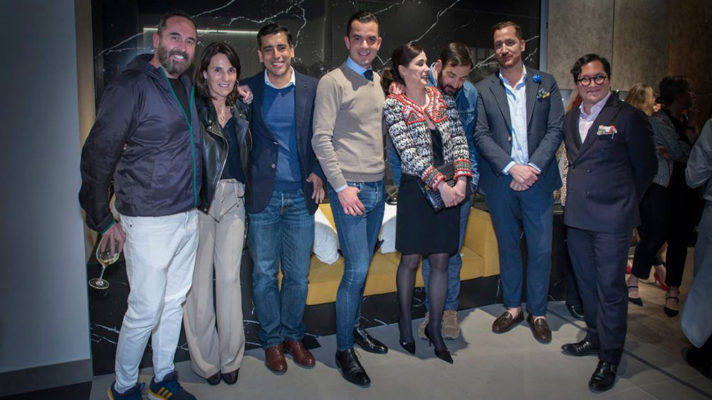 Algunos de los asistentes a la inauguracin del showroom de Neolith en Madrid