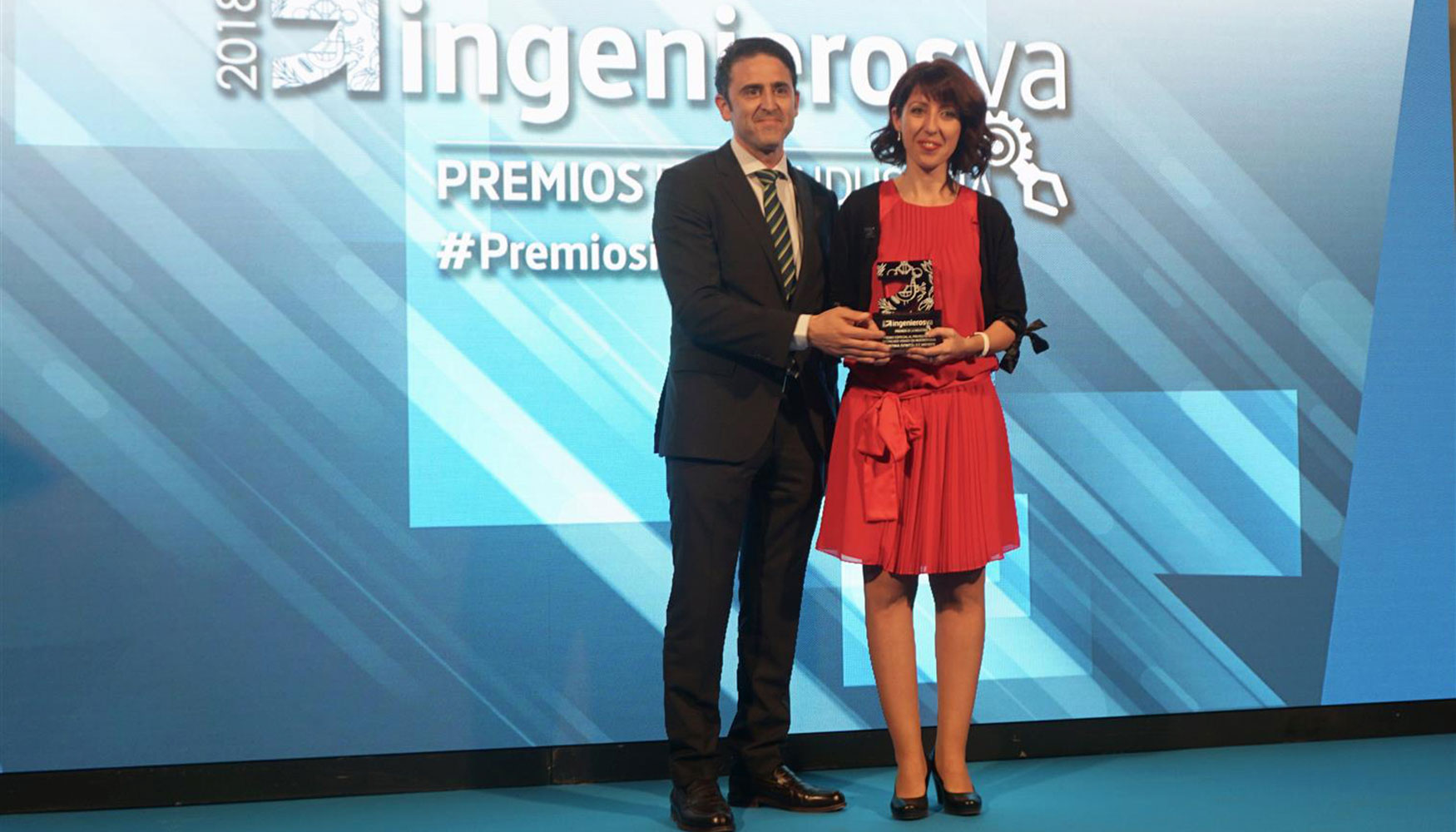 Cristina Gonzlez ha sido reconocida con la 'Mencin Especial al Proyecto ms Destacado' en la II Edicin de los Premios Ingenieros VA por el...