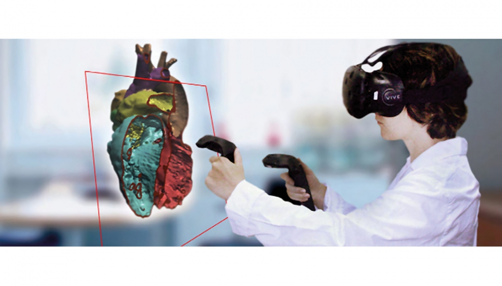 El mdulo de realidad virtual permite al medico interactuar con las imgenes, las gafas y las herramientas y simular los movimientos...