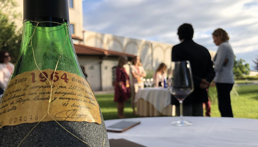 Los Masters of Wine asistentes disfrutaron el pasado viernes de una cata vertical de aadas seleccionadas desde 1955