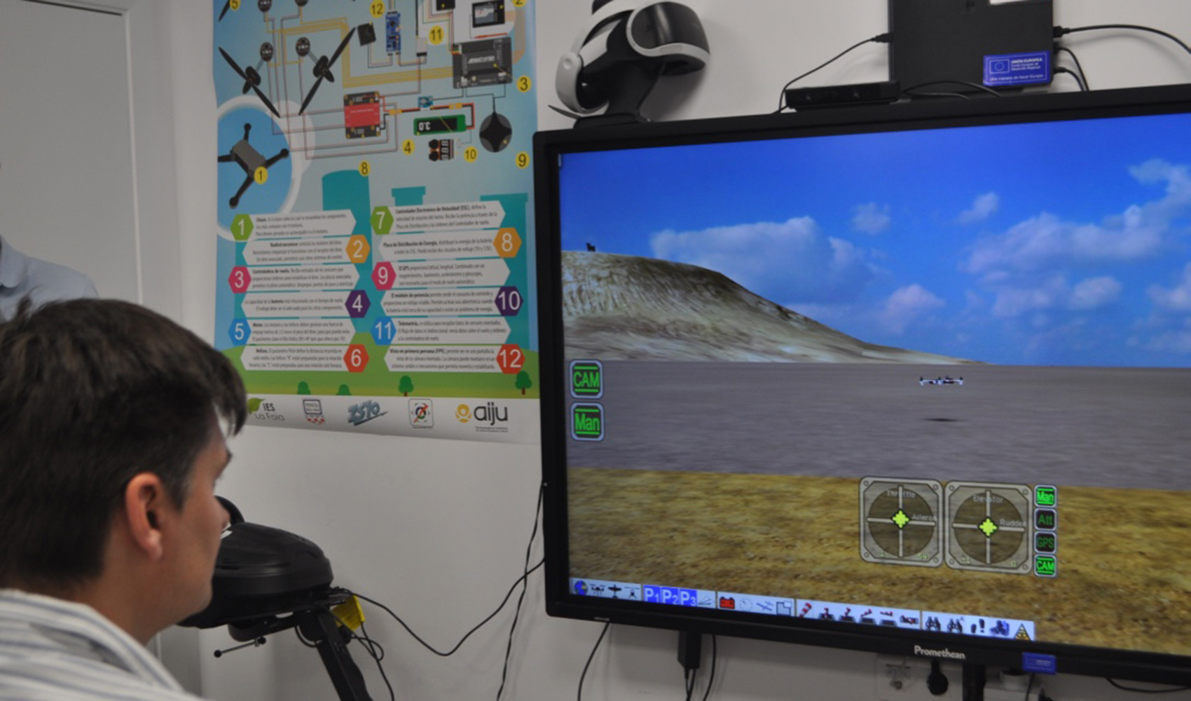 Uno de los desarrollos de AIJU dentro del proyecto es un simulador de vuelo diseado para ser usado en un sistema de realidad virtual y el uso de...