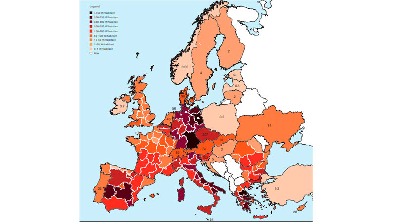 Energa fotovoltaica por habitante en Europa por regiones