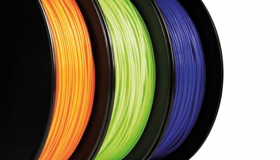 Con Skyplete, Velox ofrece a los productores de filamentos una gama nica de materiales de impresin 3D