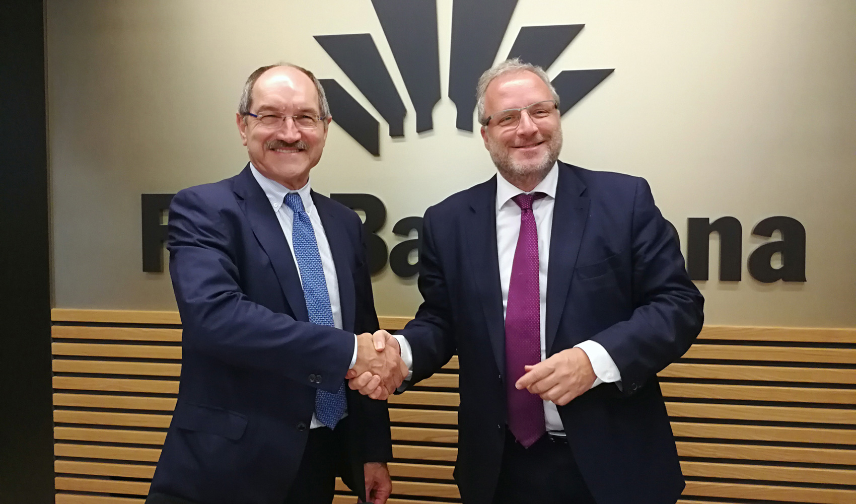 Pedro Mier, presidente de AMETIC, a la izquierda de la imagen, y Constant Serrallonga, director general de Fira de Barcelona...