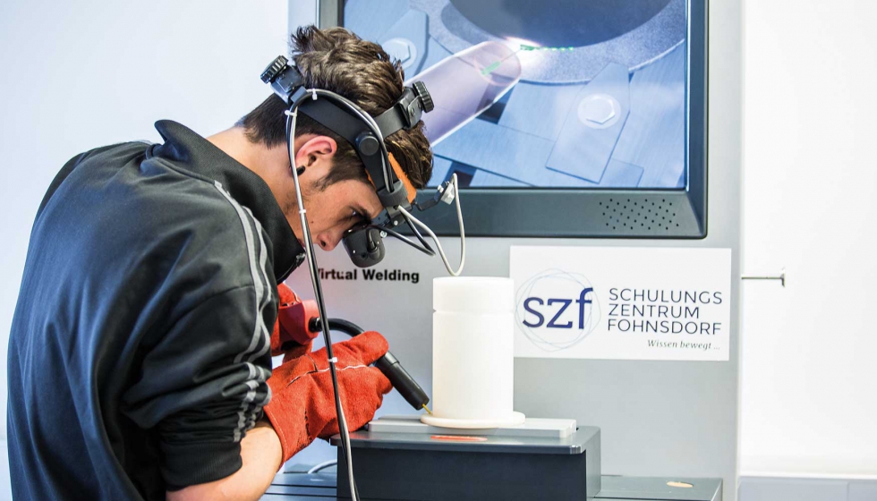 El simulador Virtual Welding ensea la manera correcta de usar una antorcha de soldadura y ha permitido a Fohnsdorf Training Centre proporcionar...