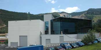 Exterior del nuevo edificio de Ideko inaugurado en enero de 2008