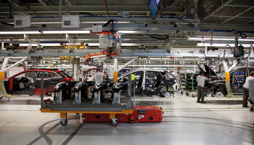 La produccin mundial de automviles crecer en un 30% hasta alcanzar 123 millones de unidades. Foto: Planta Seat de Martorell...
