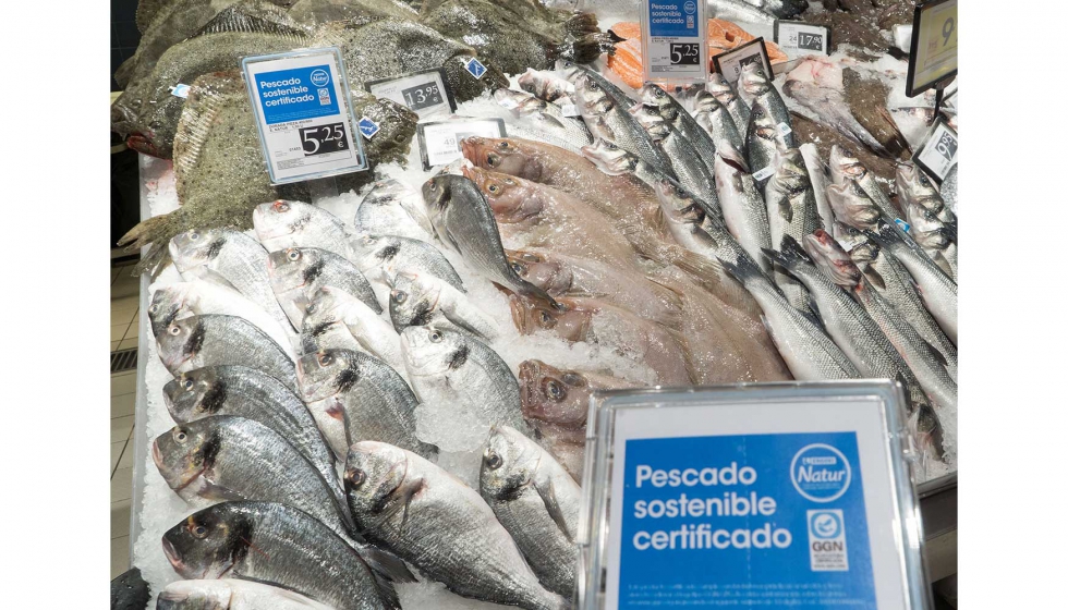 El pescado vendido en Eroski cuenta con la certificacin GLOBALG.A.P., que acredita que las especies se han producido de manera segura y sostenible...