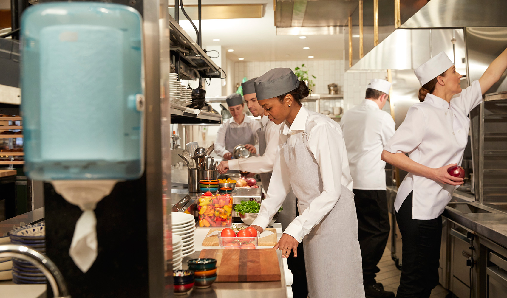 Los nuevos dispensadores de Trok contribuyen a mejorar la fluidez en la cocina, tanto del equipo de trabajo como del servicio...