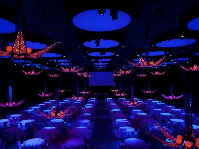 QATAR NATIONAL CONVENTION CENTRE BANQUETING SUITE . Autor: FOTO: � KALMAR � LEE PRINCE, IALD, LIGHT + DESIGN ASSOCIATES