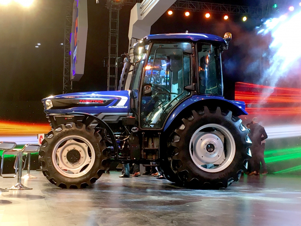 El flamante tractor en la Escorts Exclusive 2018