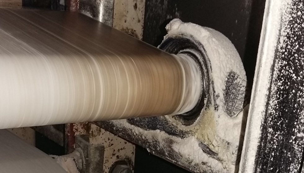 Las partculas de harina pueden ser extremadamente dainas para los rodamientos de tipo incorrecto que se usen en cintas transportadoras de masa...