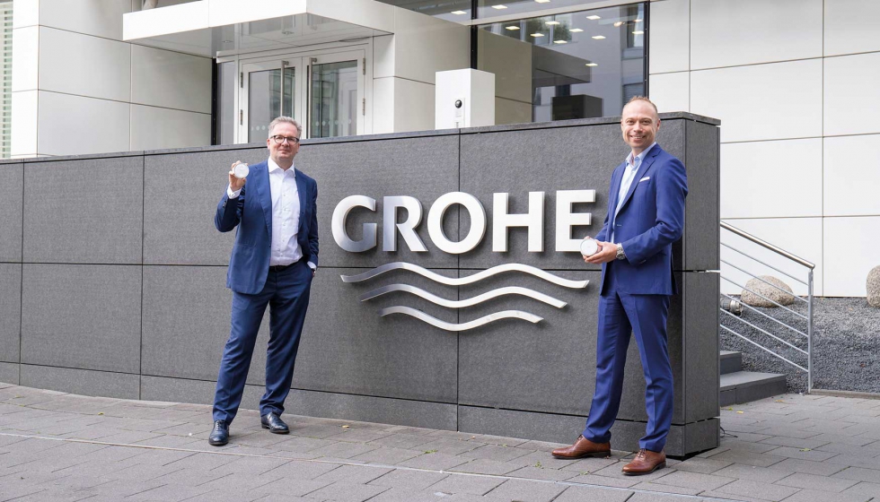 Michael Rauterkus, CEO de Grohe, y Josef Brunner, CEO de relayr