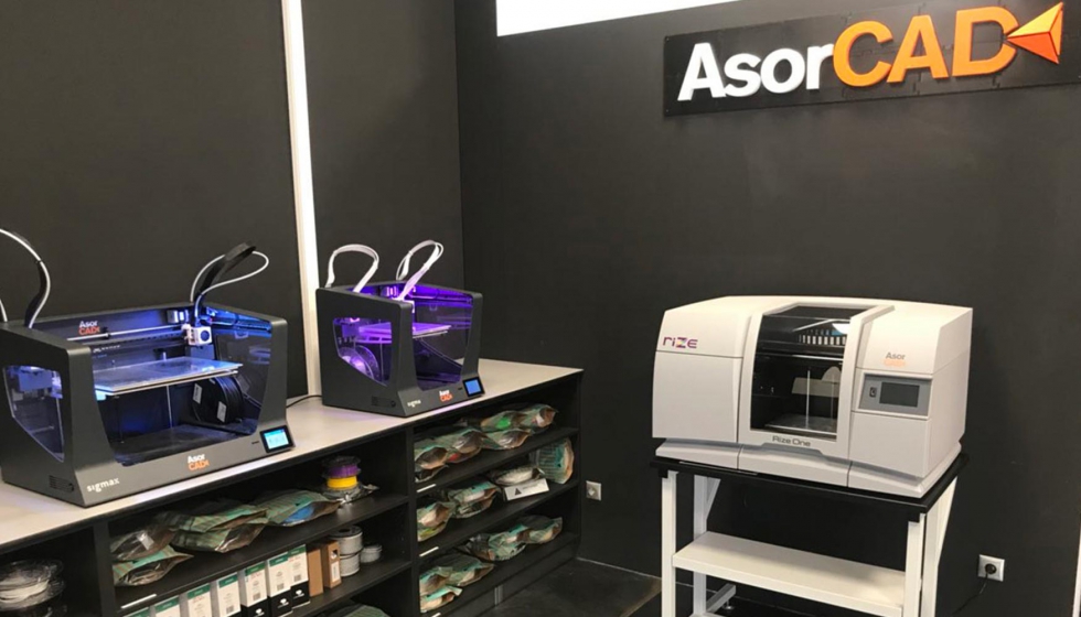La impresora 3D industrial Rize comercializada en Espaa por AsorCAD, en sus instalaciones