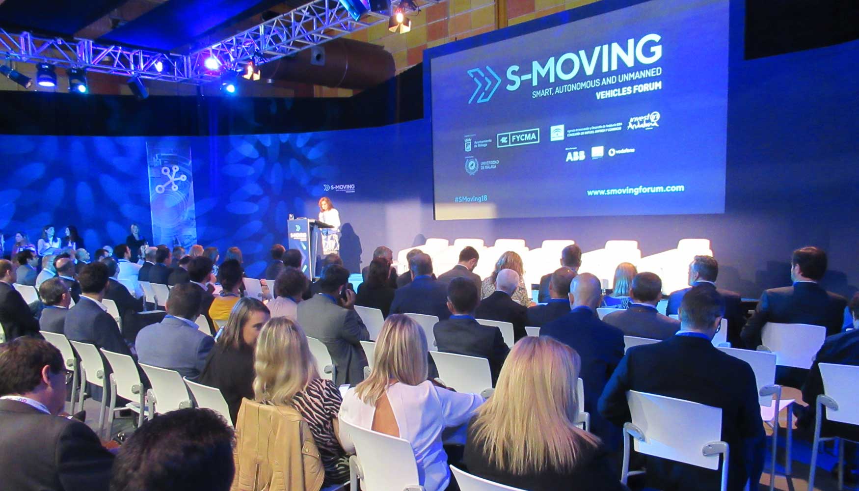 La primera edicin de S-Moving ha reunido a representantes de ms de 300 empresas y a un centenar de expertos