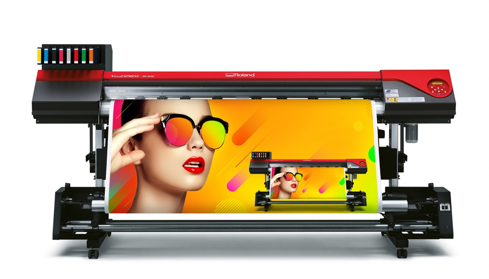 Impresora eco-solvente VersaExpress RF-640 de ocho colores
