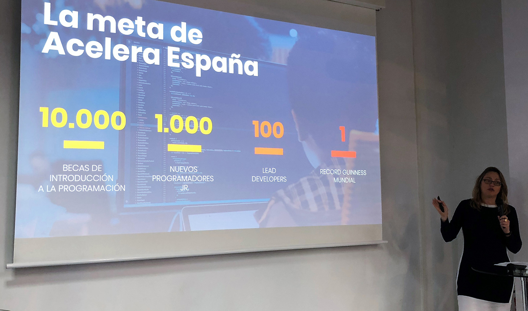 Adriana Botelho, CEO y cofundadora de KeepCoding, durante la presentacin de Acelera Espaa