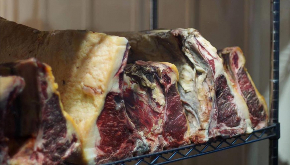El sistema Dry-Aged permite que la carne madurada tenga un aspecto atractivo con un olor agradable