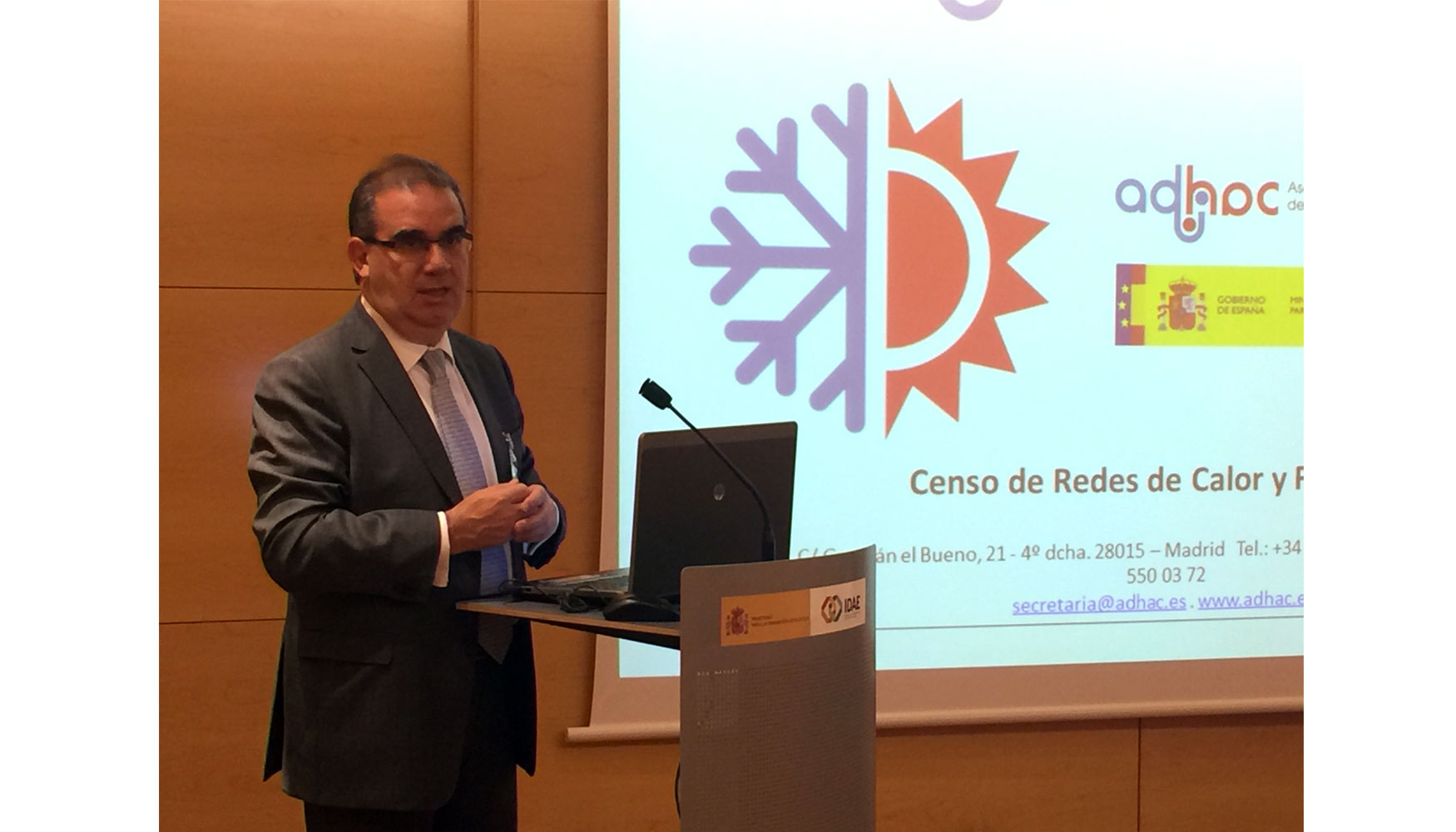 Francisco Javier Sigenza, secretario general de Adhac present los datos del Censo 2018