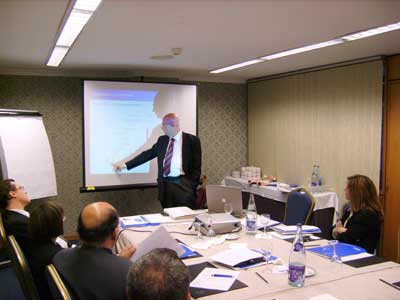 Antonio Colomera, Director General de Telecon, explica en una conferencia el nuevo rumbo de la compaa