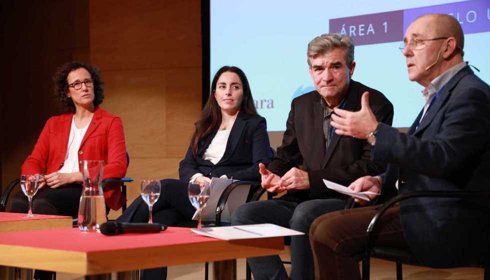 Valvanera Ulargui, Sara Perales, Leandro del Moral y Jos Luis Trasobares, durante el debate