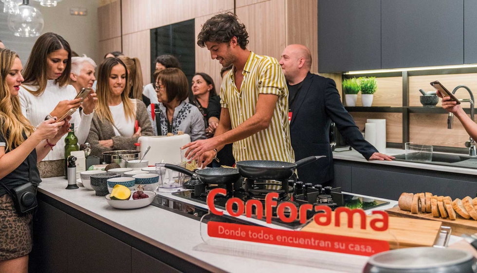 Jorge Brazlez, ganador de la V edicin de MasterChef, cocin para los asistentes
