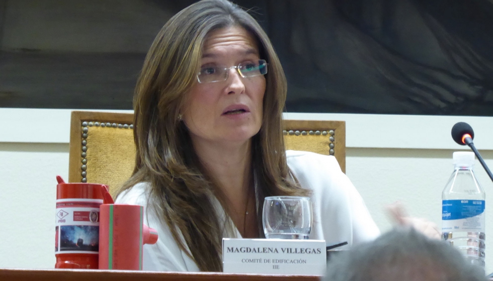 Magdalena Villegas, del Comit de Edificacin del IIE