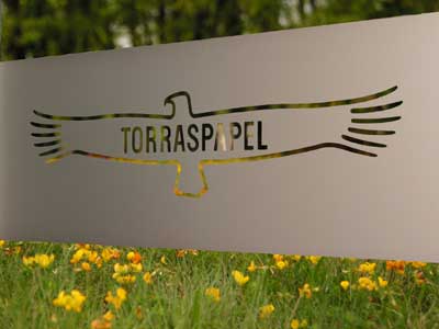 In the past two years, Torraspapel has reduced their specific emissions of CO2 9% reaching 0,4 tons of CO2 per tonne produced...