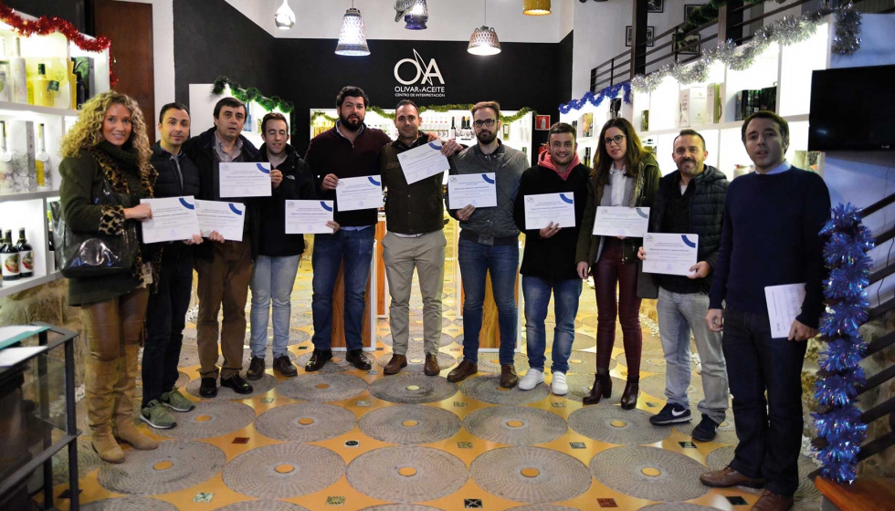 Participantes en el Curso Intensivo de Iniciacin a la Cata de Aceite de Oliva Virgen Extra