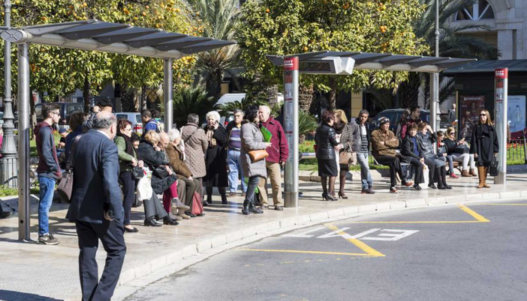 Atuc corrige al alza su previsin por restricciones al trfico privado como las de Madrid Central, que se extendern a otros centros urbanos...