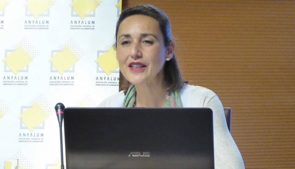 Cristina del Cacho, de Aenor, durante la presentacin del proyecto Aulaenor
