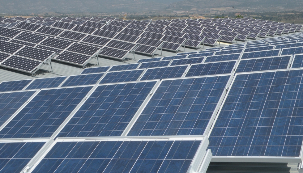 El sector fotovoltaico representado por Unef...