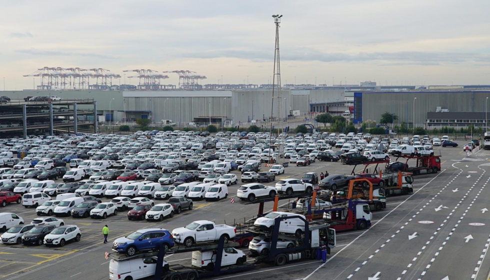 El Nissan Distribution Service (NDS), ubicado en el puerto de Barcelona...