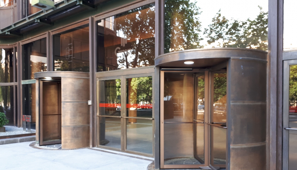 Grupsa Door Systems fabrica puertas automticas para acceso a hoteles, centros comerciales...